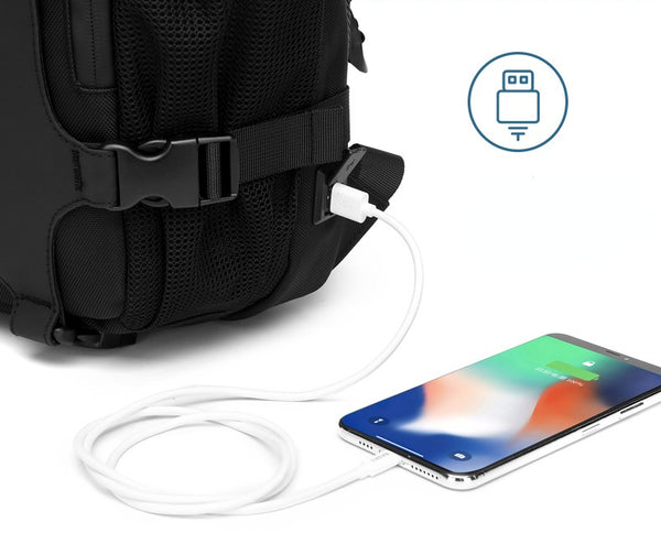 New Large Capacity Water-Resistant Outdoor Travel 15.6 Inch Laptop Backpack With USB Port